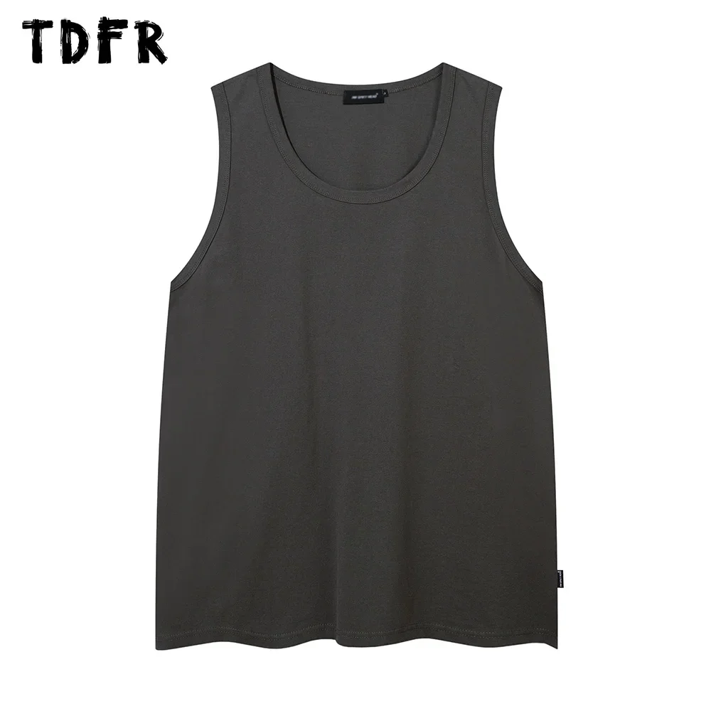 Solid Color Ripped tank top Mens Summer Streetwear Crew Neck Loose Sleeveless Simple Singlets Men
Solid Color Ripped tank top Mens Summer Streetwear Crew Neck Loose Sleeveless Simple Singlets Men