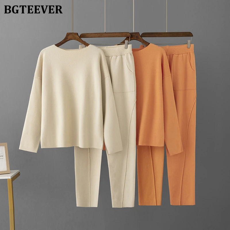 BGTEEVER Casual Female Knitted Outfits Long Sleeve O-neck Sweaters Women Harem Pants Winter Warm 2 Pieces Set
BGTEEVER Casual Female Knitted Outfits Long Sleeve O-neck Sweaters Women Harem Pants Winter Warm 2 Pieces Set