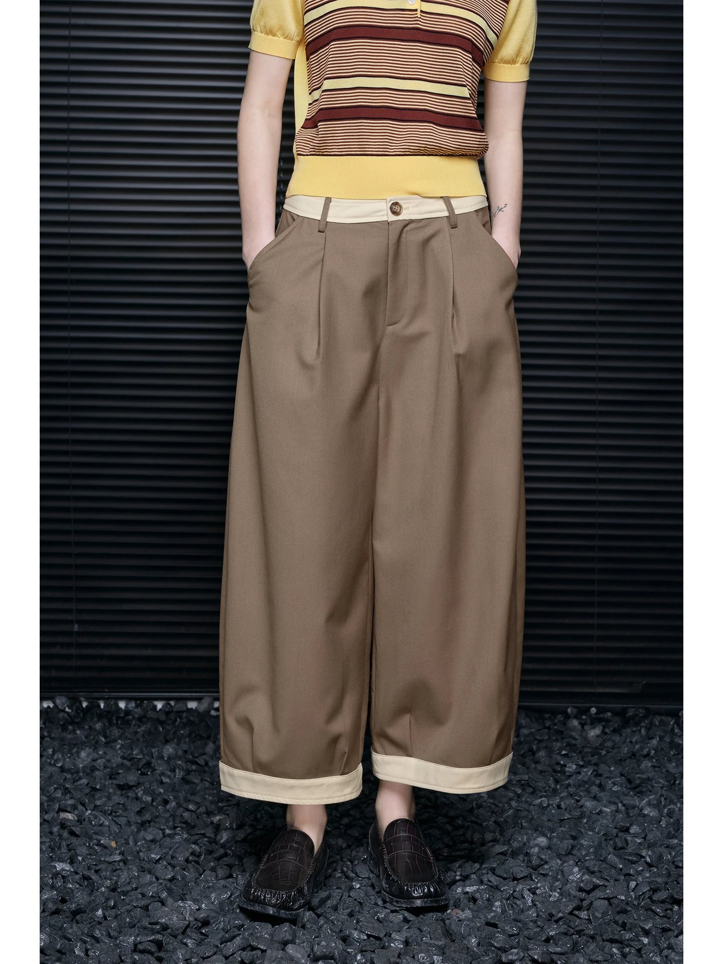High Waist Wide Leg Straight Cut Casual Pants for Women Spring 2026 Loose Drapey Contrast Color Vintage Feel Street Sle
High Waist Wide Leg Straight Cut Casual Pants for Women Spring 2026 Loose Drapey Contrast Color Vintage Feel Street Sle