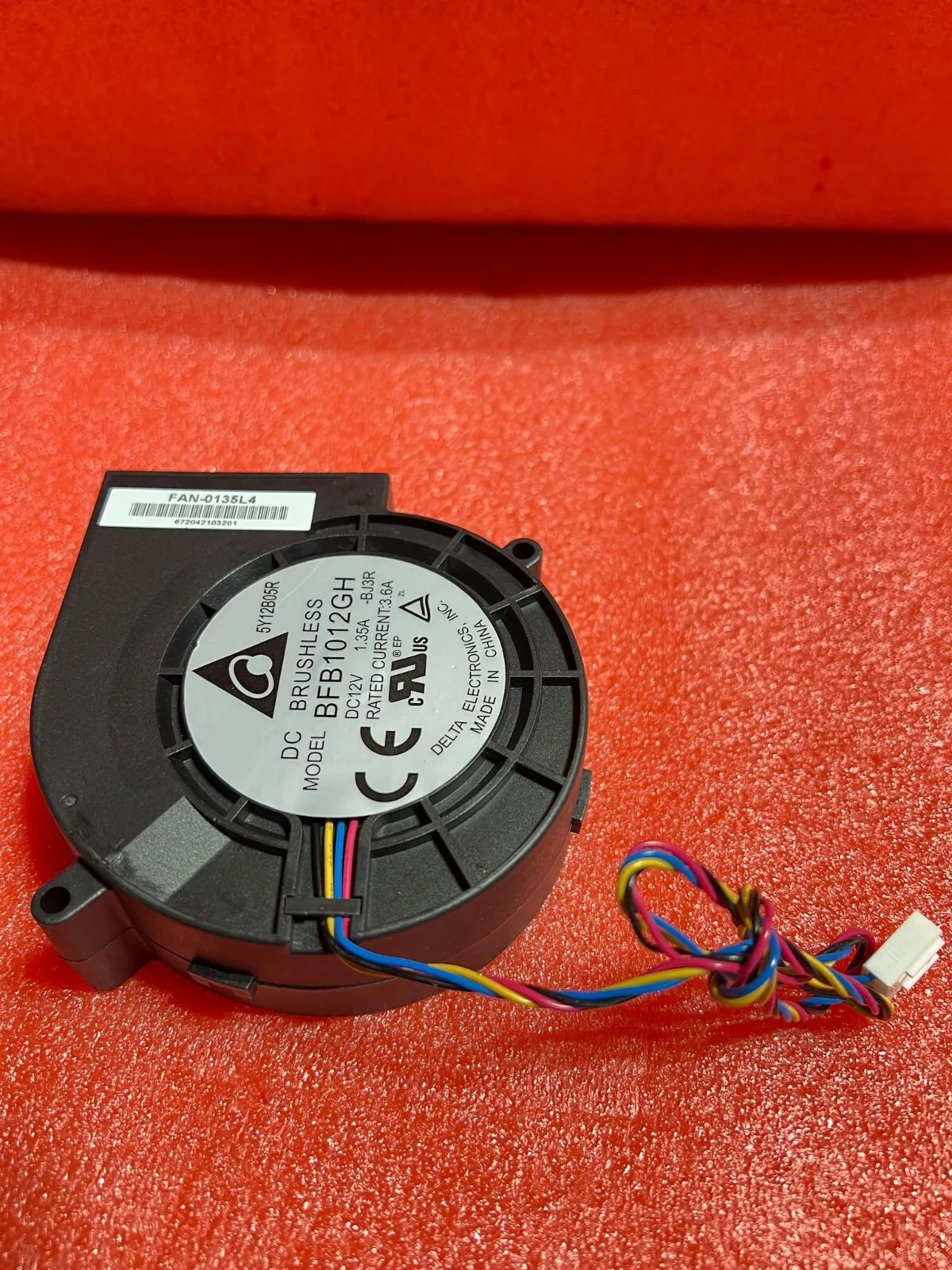ДЛЯ Supermicro Delta (BFB1012GH-BJ3R) Вентилятор -0135L4 97 мм Вентилятор 12 В 1,35 А- 
ДЛЯ Supermicro Delta (BFB1012GH-BJ3R) Вентилятор -0135L4 97 мм Вентилятор 12 В 1,35 А-
