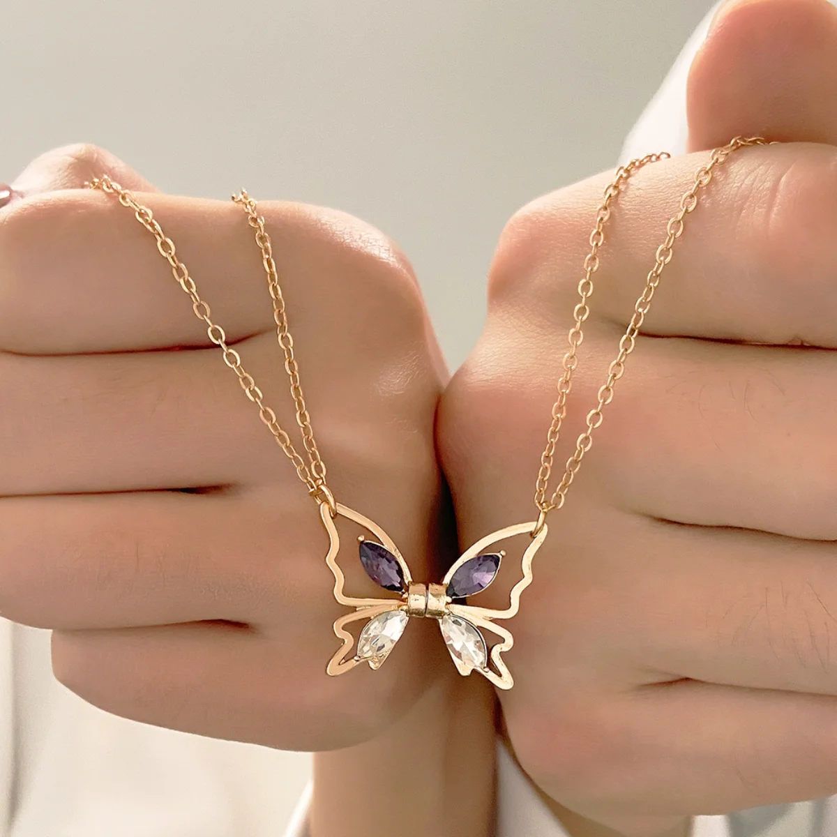 Inlaid Zircon Butterfly Couple Necklace Fashion Magnetic Attraction Hollow-out Butterfly Collar Chain Support Bulk Order Postage
Inlaid Zircon Butterfly Couple Necklace Fashion Magnetic Attraction Hollow-out Butterfly Collar Chain Support Bulk Order Postage