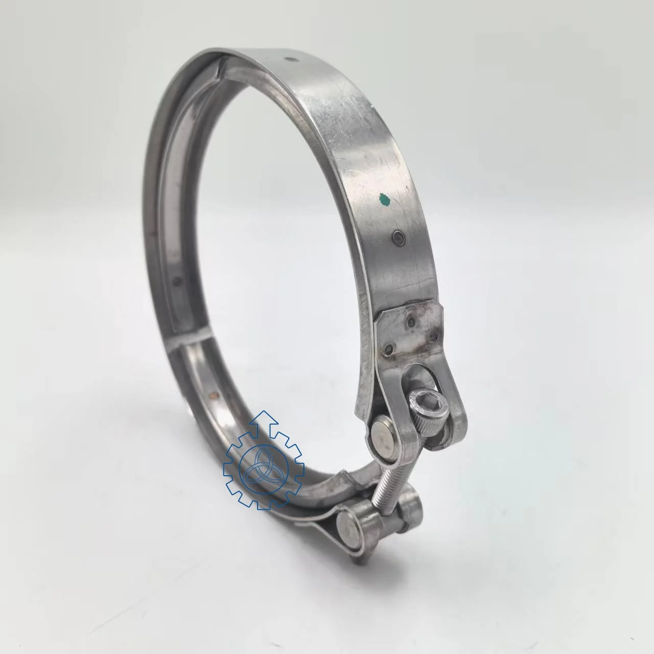 For Volvo Trucks VOE 21029030 21719872 7421719872 Five Inches V-Clamp 5 Inch
For Volvo Trucks VOE 21029030 21719872 7421719872 Five Inches V-Clamp 5 Inch