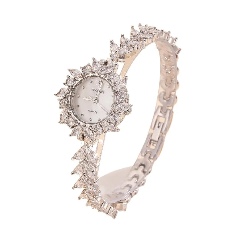 Часы-браслет, женские часы, трендовые водонепроницаемые модные повседневные круглые кварцевые женские часы
Часы-браслет, женские часы, трендовые водонепроницаемые модные повседневные круглые кварцевые женские часы