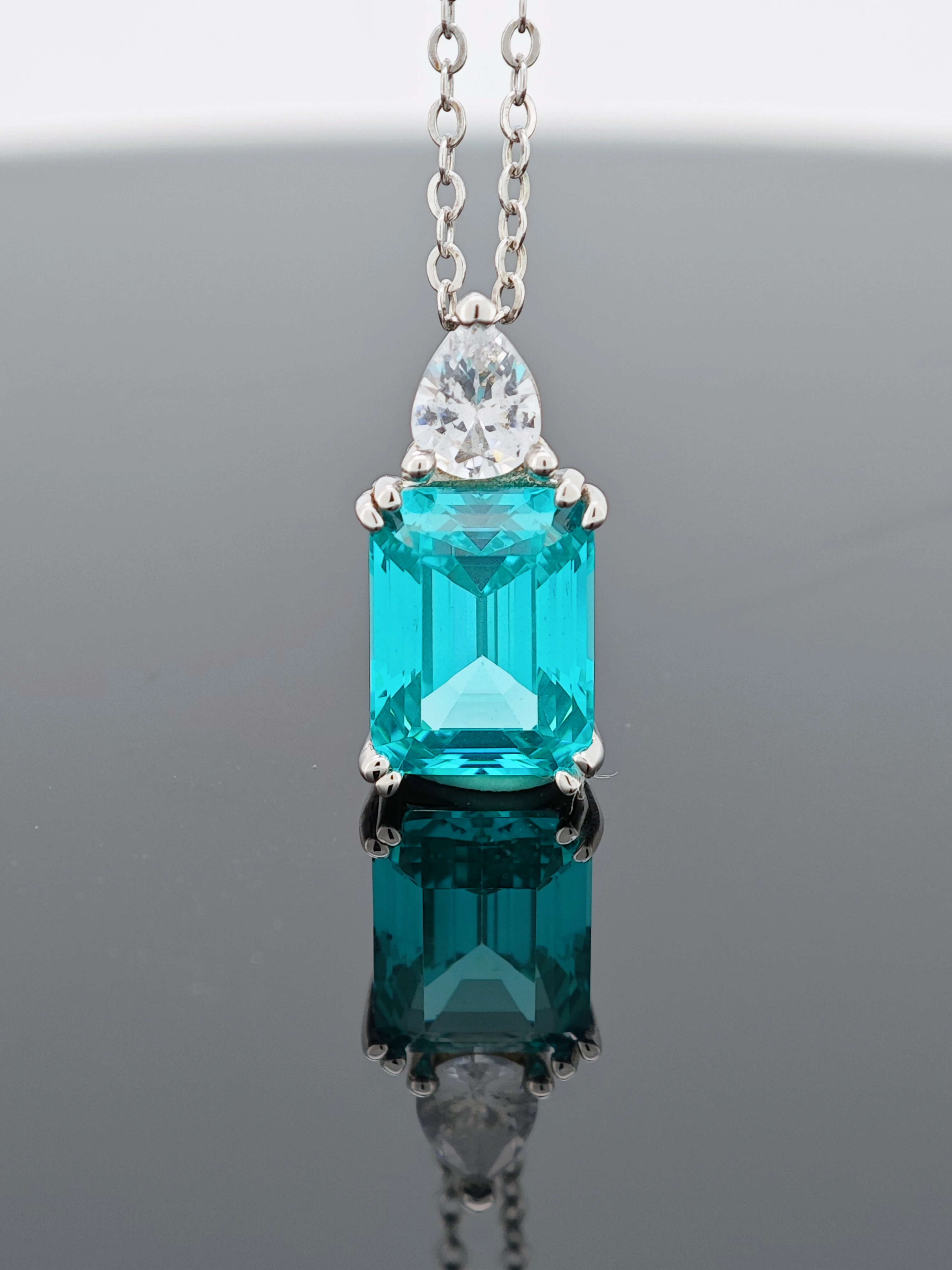 Chu Ping Lab Paraiba Emerald Cut S925 Silver Necklace Anniversary Gift For Women Valentine's Day Or Birthday Gift Fine Jewelry
Chu Ping Lab Paraiba Emerald Cut S925 Silver Necklace Anniversary Gift For Women Valentine's Day Or Birthday Gift Fine Jewelry