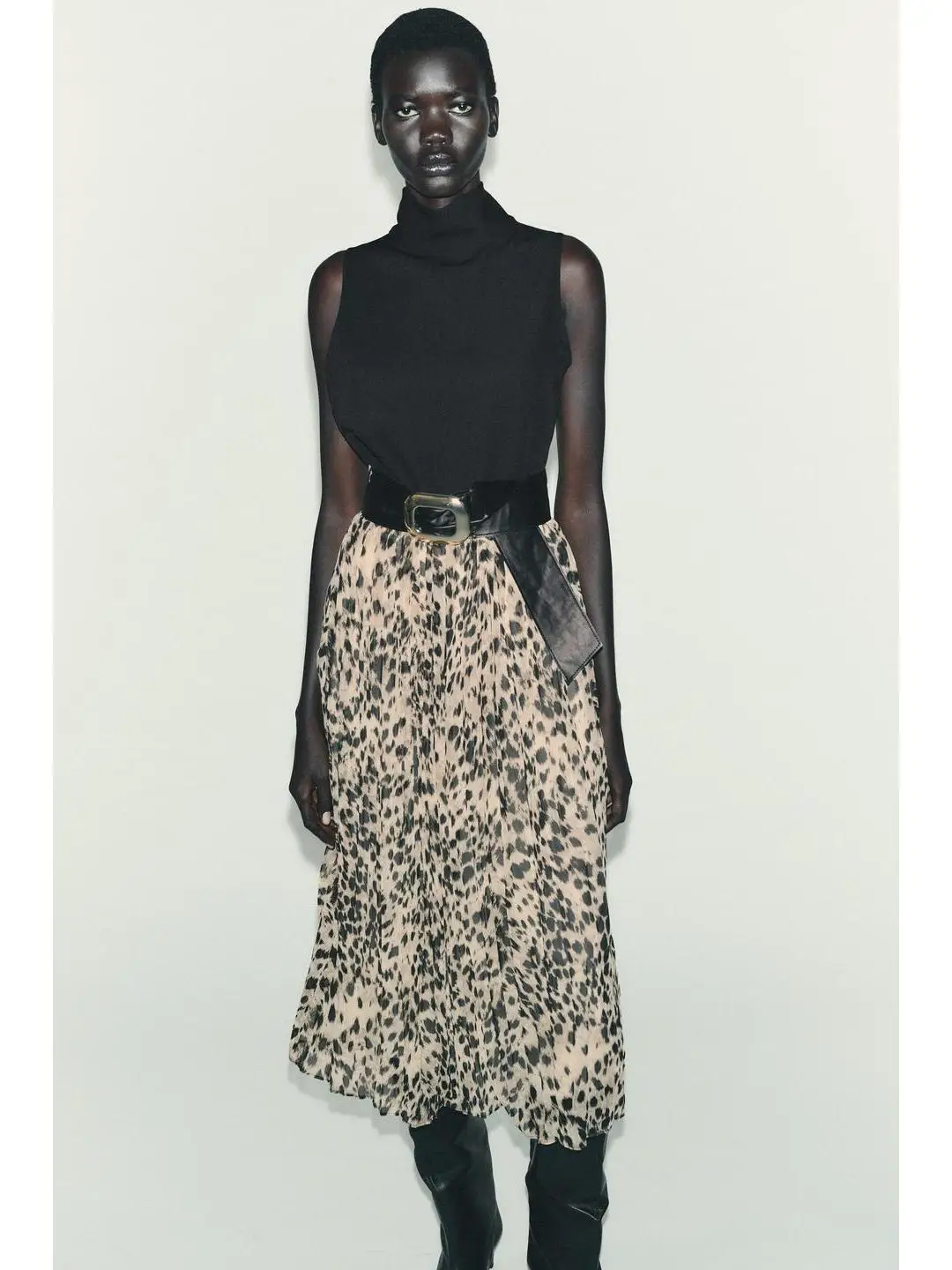 Декоративное платье миди с поясом и анималистическим принтом, осенне-весеннее, для полных женщин, из хлопковой марли
Декоративное платье миди с поясом и анималистическим принтом, осенне-весеннее, для полных женщин, из хлопковой марли