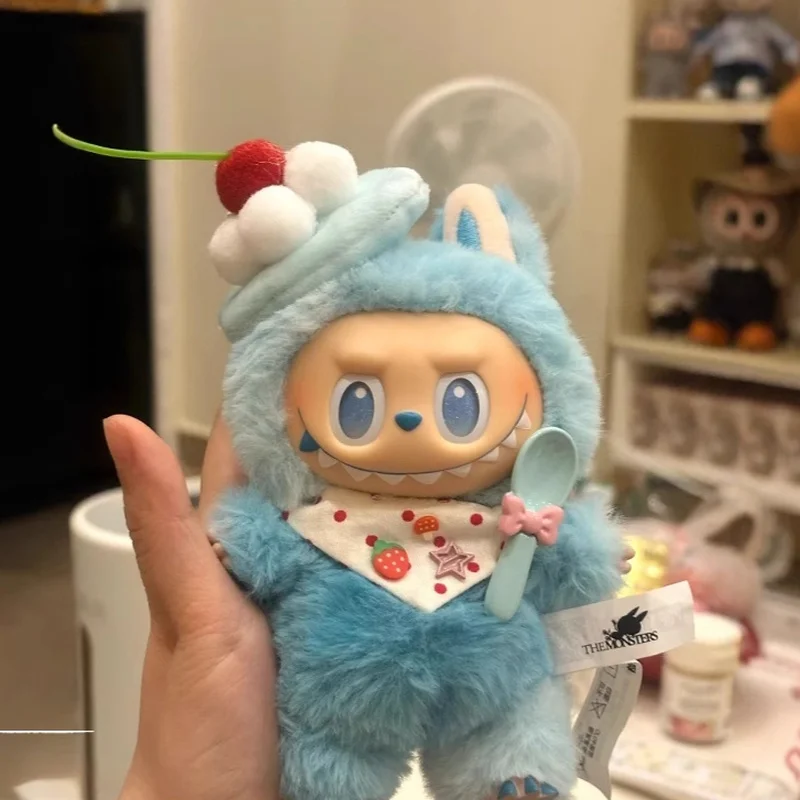 Labubu Third-Generation V3 Doll Clothing Set Big Into Energy Overbody Pants Rubber Coated 3.0 Fabric Clothing Only Doll Cloth
Labubu Third-Generation V3 Doll Clothing Set Big Into Energy Overbody Pants Rubber Coated 3.0 Fabric Clothing Only Doll Cloth