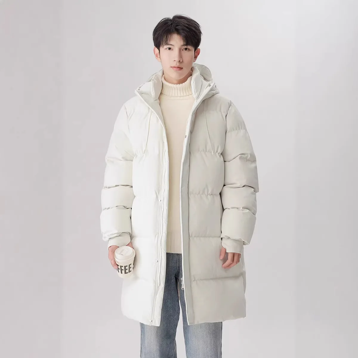 Утепленное мужское хлопковое пальто средней длины, свободный женский зимний кардиган с длинными рукавами
Утепленное мужское хлопковое пальто средней длины, свободный женский зимний кардиган с длинными рукавами