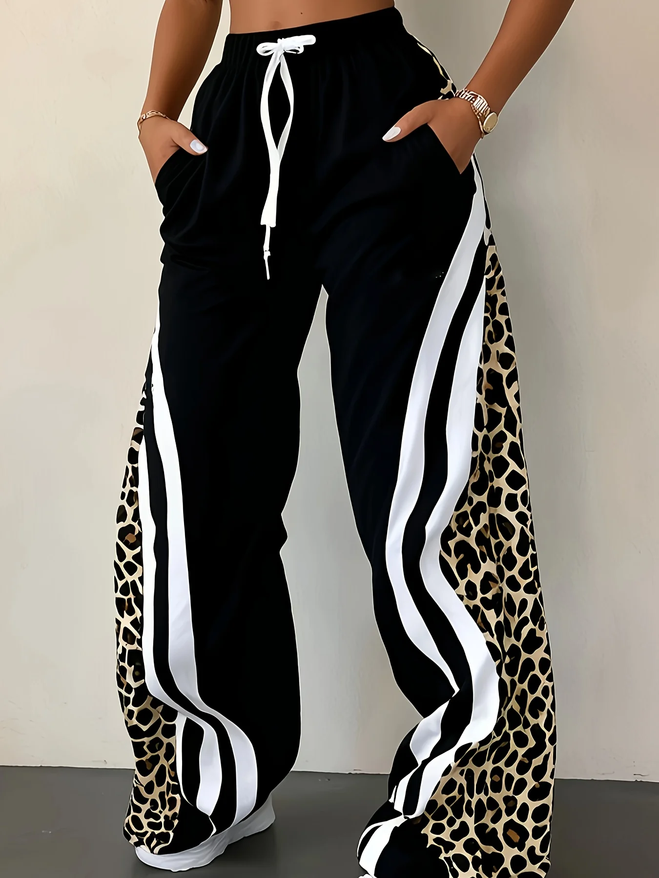 Fashion Classic Trousers Women 2025-2026 New Trendy Leopard Print Pocket Casual Street Sweatpants Trousers
Fashion Classic Trousers Women 2025-2026 New Trendy Leopard Print Pocket Casual Street Sweatpants Trousers