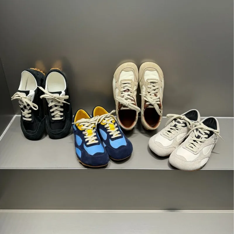 Кожаные цветные дышащие сетчатые уродливые милые тренировочные туфли, новые женские модные спортивные кроссовки на мягкой подошве с головой куклы
Кожаные цветные дышащие сетчатые уродливые милые тренировочные туфли, новые женские модные спортивные кроссовки на мягкой подошве с головой куклы