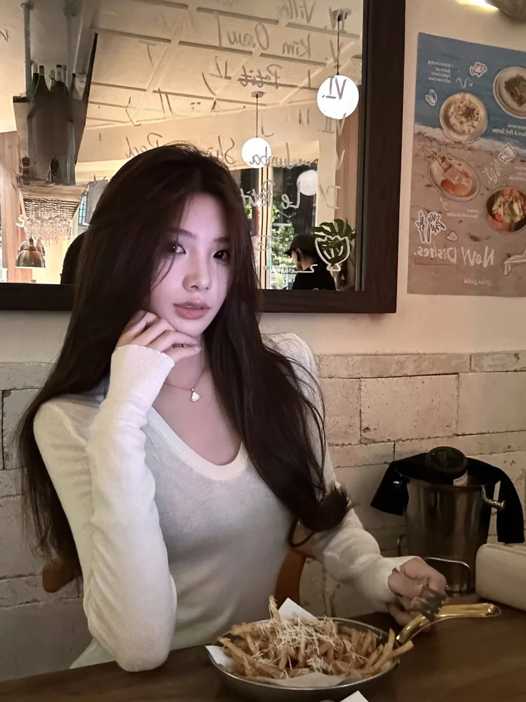 Comfortable Soft Wool Knitted Sweater V-Ne Women's Base Layer irt Spring Autumn Casual Sle Breathable Skin-Friendly
Comfortable Soft Wool Knitted Sweater V-Ne Women's Base Layer irt Spring Autumn Casual Sle Breathable Skin-Friendly