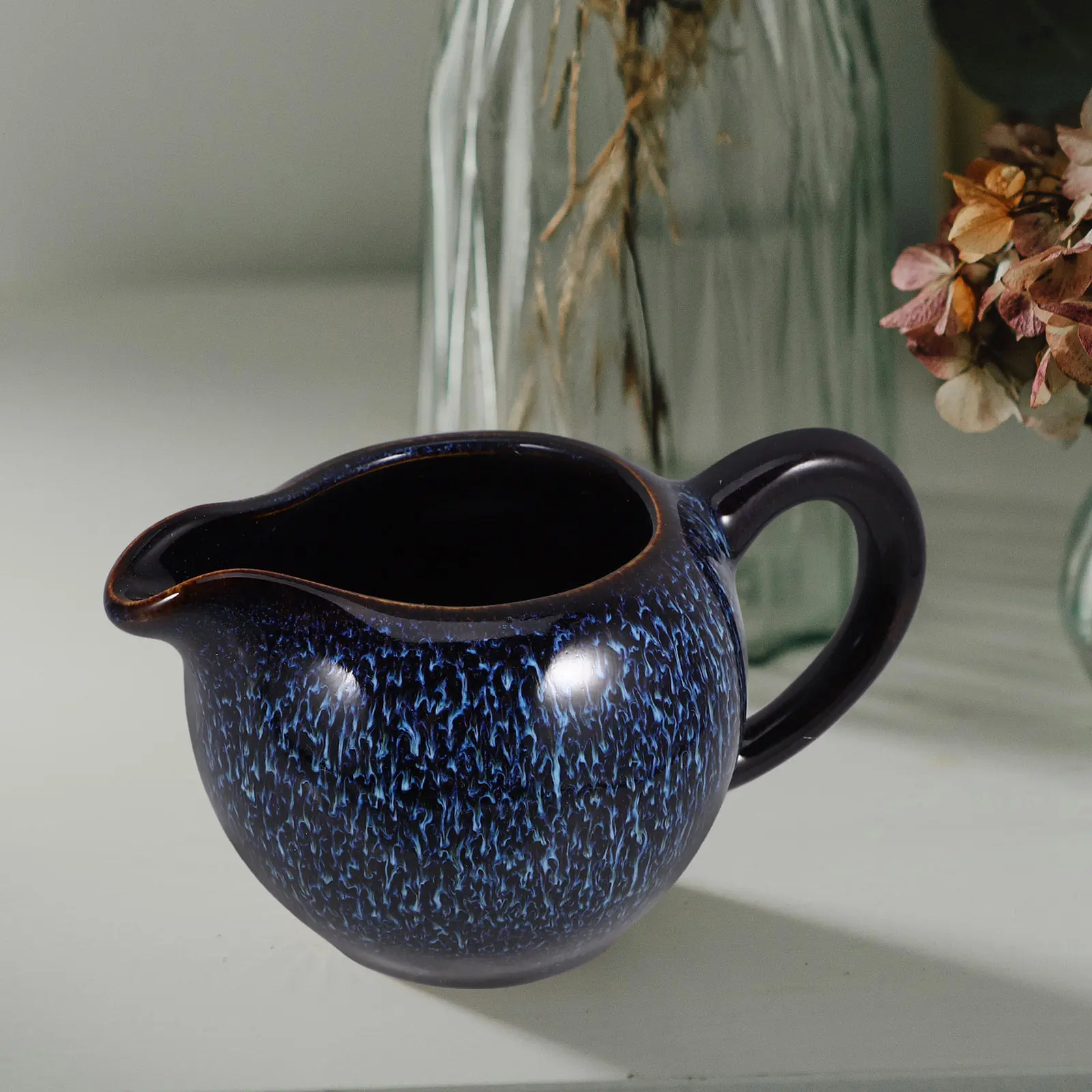 Ceramic Milk Pitcher Small Creamer Jug with Handle for Coffee Syrup Sauce Butter Cream Vinegar Gravy Boat Dipping Sauce Holder
Ceramic Milk Pitcher Small Creamer Jug with Handle for Coffee Syrup Sauce Butter Cream Vinegar Gravy Boat Dipping Sauce Holder