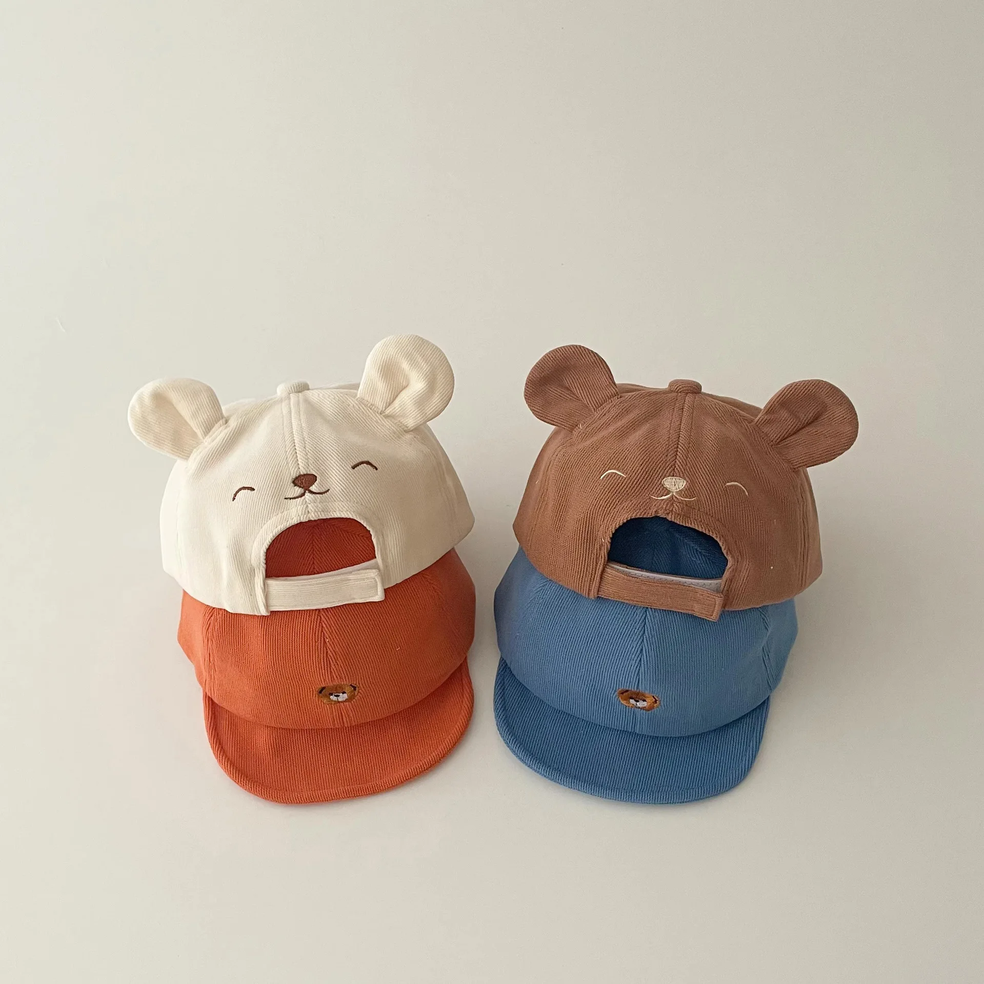 2026 Korean Style Bear Ear 6-24M Kids Baseball Cap Soft Adjustable Back Strap Embroidered Sun Hat Toddler Baby Cute Casual Cap
2026 Korean Style Bear Ear 6-24M Kids Baseball Cap Soft Adjustable Back Strap Embroidered Sun Hat Toddler Baby Cute Casual Cap