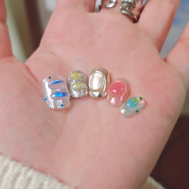 10PCS Nail Cute Short Round Handmade Fake Nail Glitter Colorful 3D Sweet Cool Art Finished Nail Girl Wearable Full Cover tool
10PCS Nail Cute Short Round Handmade Fake Nail Glitter Colorful 3D Sweet Cool Art Finished Nail Girl Wearable Full Cover tool
