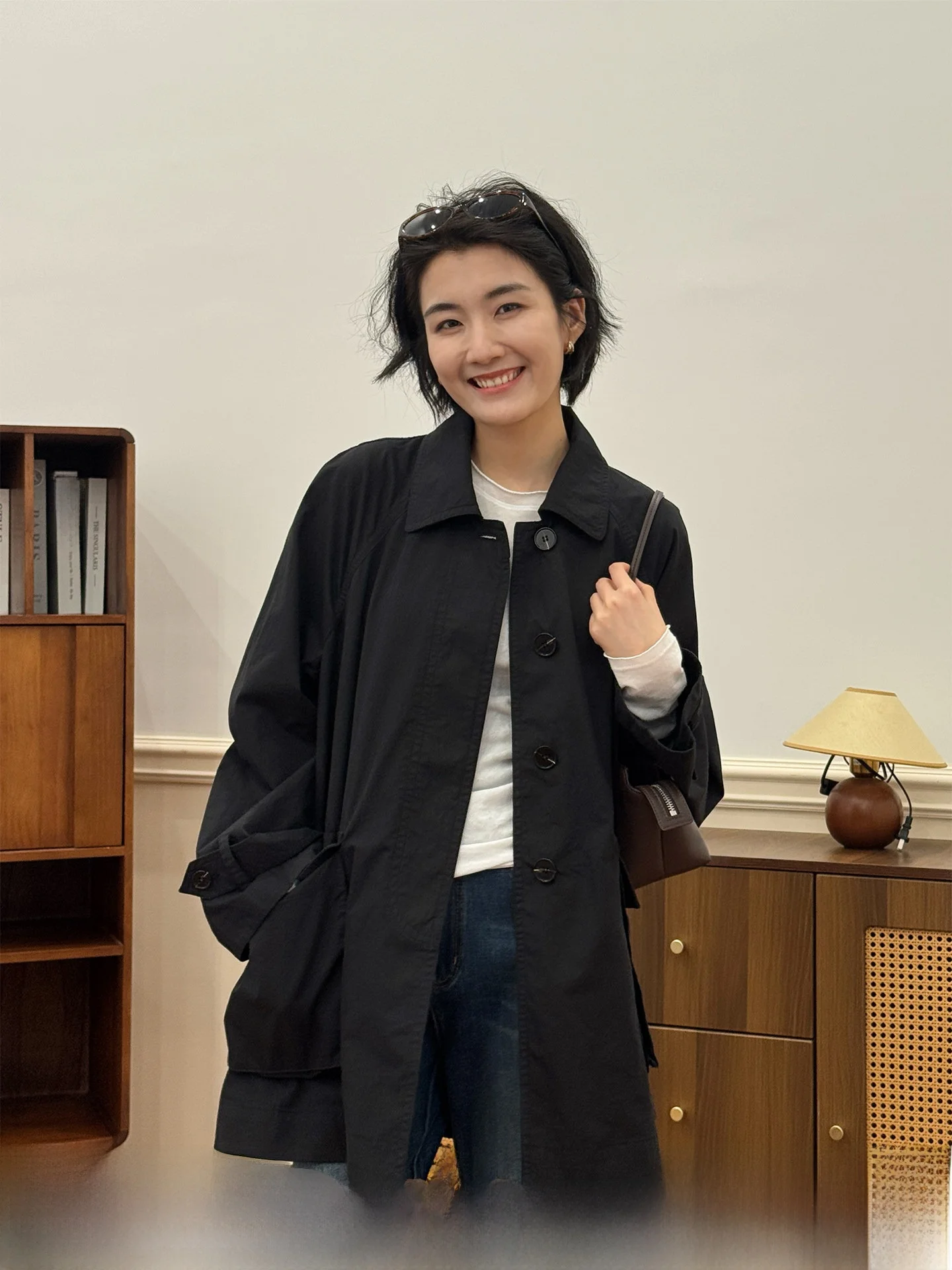 Black Pure Cotton Stand Collar Windbreaker Women's 2026 New Spring High-End Workwear Top Medium Length Outerwear
Black Pure Cotton Stand Collar Windbreaker Women's 2026 New Spring High-End Workwear Top Medium Length Outerwear