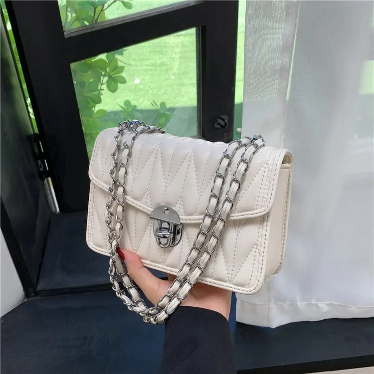 Elegant Designer Diaper Bag: Stylish Crossbody Bag For Women With Minimalist Vintage Look And Large Capacity Luxury Tote
Elegant Designer Diaper Bag: Stylish Crossbody Bag For Women With Minimalist Vintage Look And Large Capacity Luxury Tote