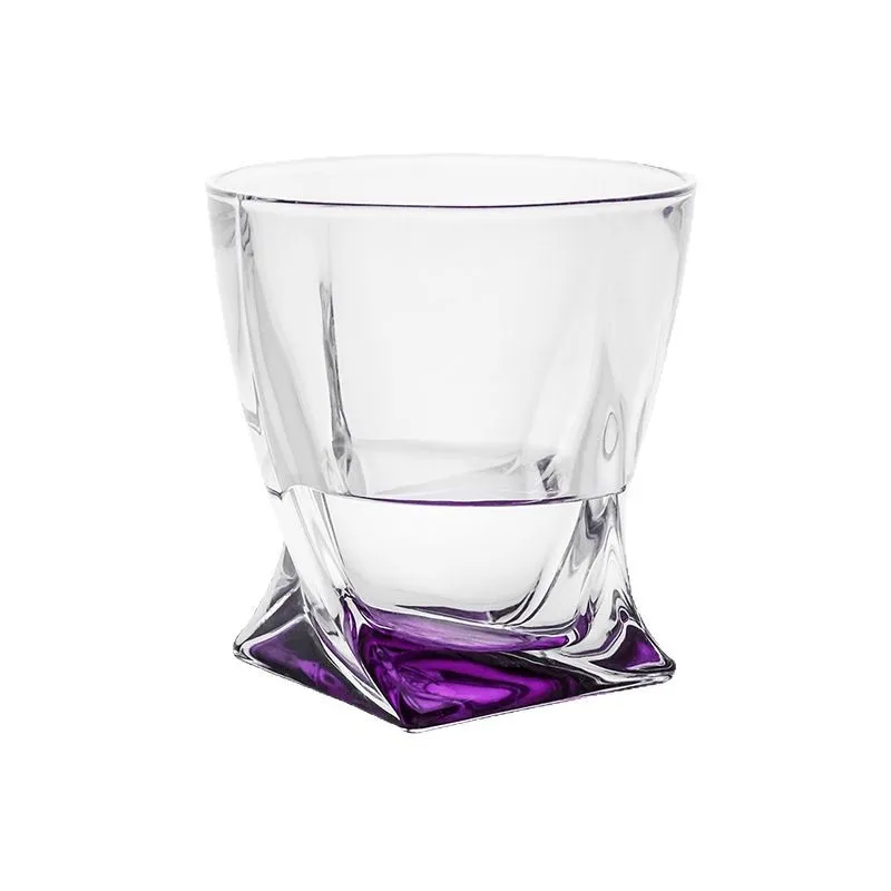 Whiskey glasses, crystal glasses, bar glasses
Whiskey glasses, crystal glasses, bar glasses