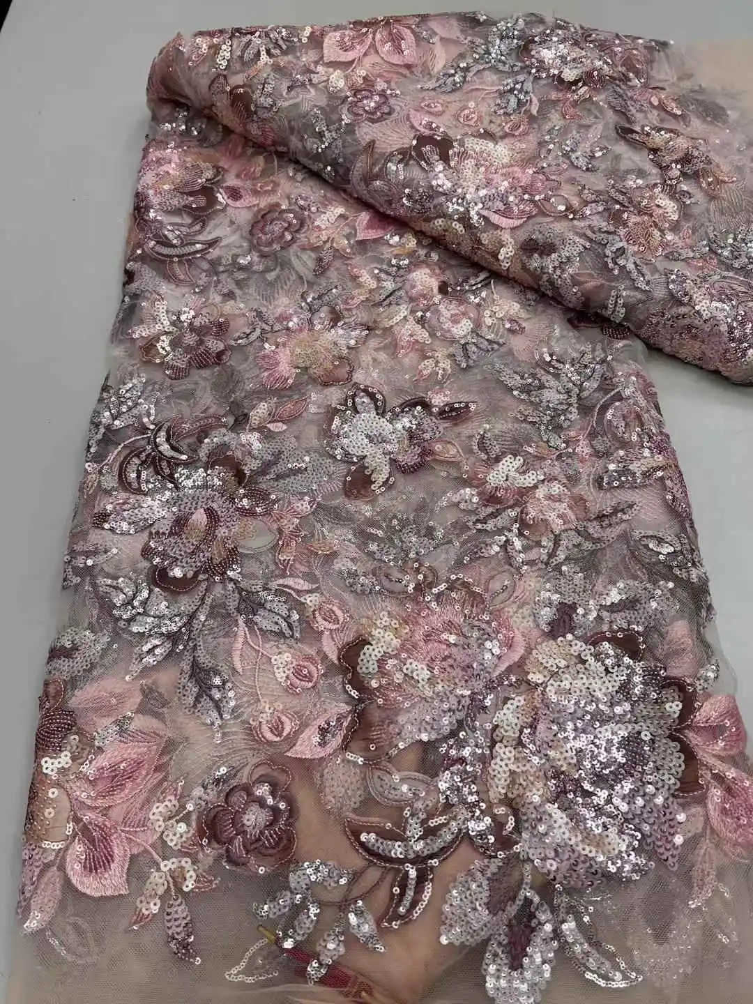 Pink Luxury African Fabric 5 Yards Sequins Tulle Lace Fabric Nigerian Glitter Lace Trim For Wedding Party Dress
Pink Luxury African Fabric 5 Yards Sequins Tulle Lace Fabric Nigerian Glitter Lace Trim For Wedding Party Dress