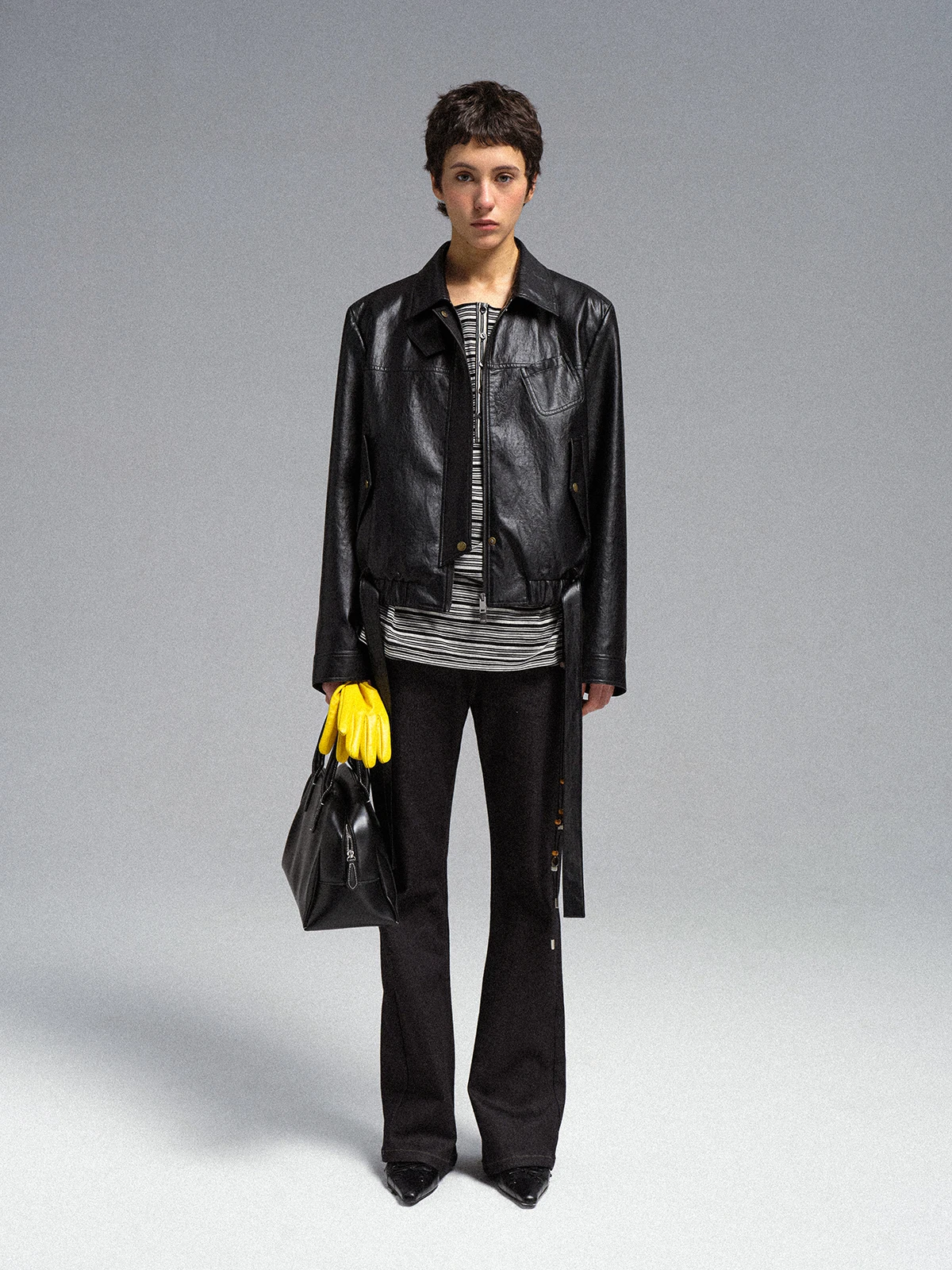 Neutral Sle ort Leather Jaet with Turn-Down Collar And Wide oulders Flowersays Purple ain Locust Contriuction Outer...
Neutral Sle ort Leather Jaet with Turn-Down Collar And Wide oulders Flowersays Purple ain Locust Contriuction Outer...