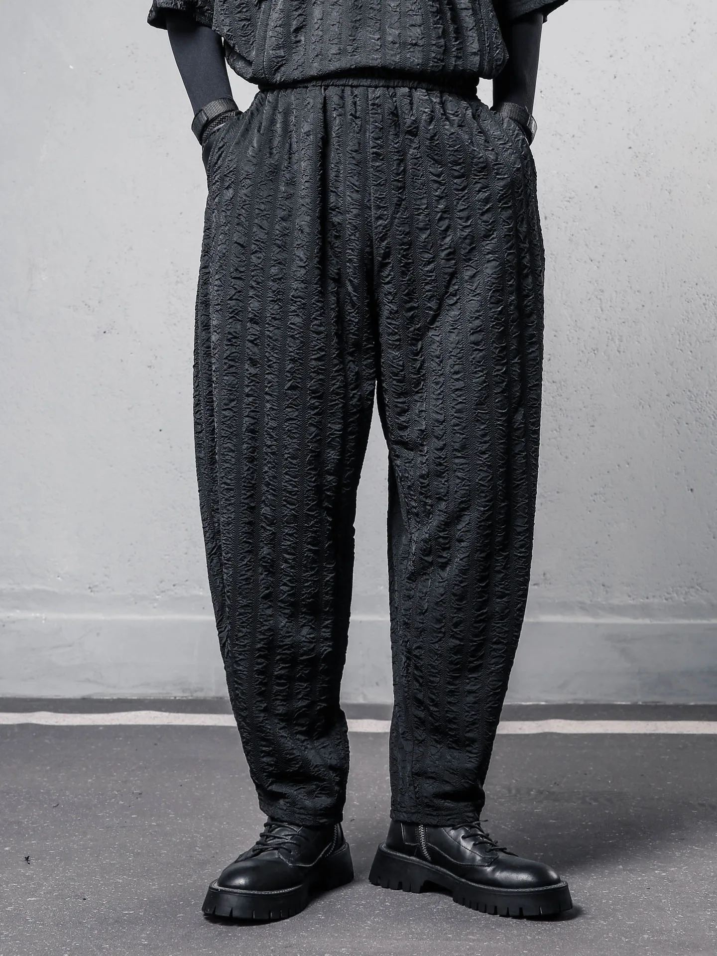 High Street Yamamoto Style Personalized Three-Dimensional Texture Pants Dark Loose All-Match Anti-Wrinkle Low-Grade Casual
High Street Yamamoto Style Personalized Three-Dimensional Texture Pants Dark Loose All-Match Anti-Wrinkle Low-Grade Casual