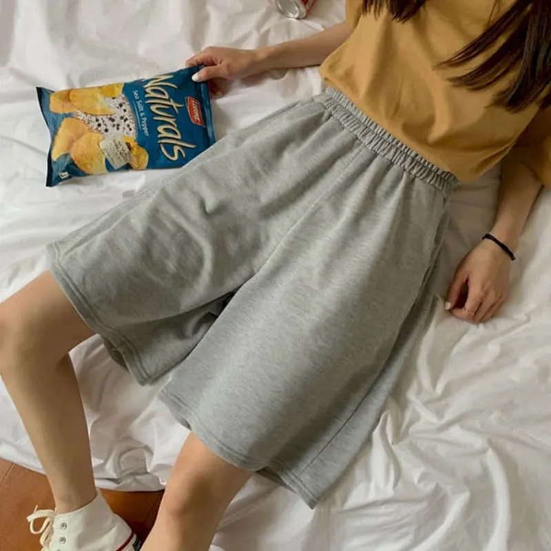 Summer Fashion Cotton Women's Shorts Elastic Waist Wide Leg High Pants Elastic Fitness Running Shorts Loose Casual Large Sports
Summer Fashion Cotton Women's Shorts Elastic Waist Wide Leg High Pants Elastic Fitness Running Shorts Loose Casual Large Sports