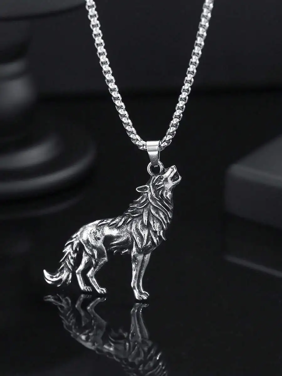 Stylish Wolf Pendant Necklace For Men Vintage Hip Hop Street Wear
Stylish Wolf Pendant Necklace For Men Vintage Hip Hop Street Wear