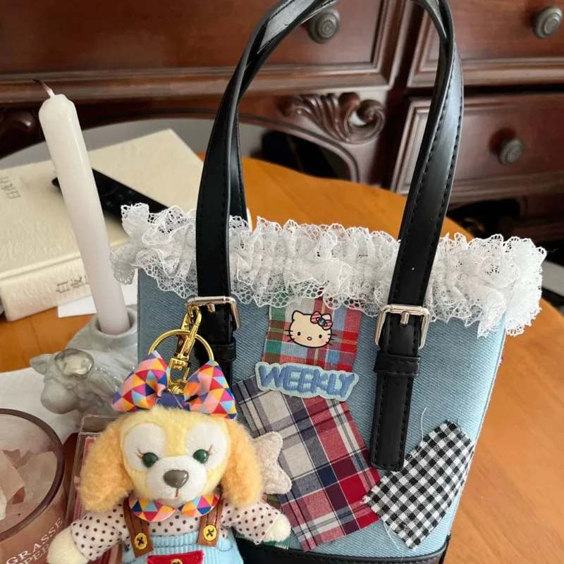 Сумка-ведро Miniso Sanrio Hellokitty Y2k Кружевная лоскутная винтажная сумка с вышитыми буквами, сумка в корейском стиле, повседневная сумка для женщин
Сумка-ведро Miniso Sanrio Hellokitty Y2k Кружевная лоскутная винтажная сумка с вышитыми буквами, сумка в корейском стиле, повседневная сумка для женщин