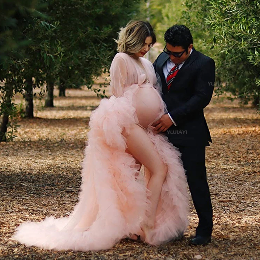 Customized Maternity Dresses Sheer Tiered Ruffles Pink Gown Photoshoot Babyshower Fluffy Split Women Pregancy Maternity Robe
Customized Maternity Dresses Sheer Tiered Ruffles Pink Gown Photoshoot Babyshower Fluffy Split Women Pregancy Maternity Robe