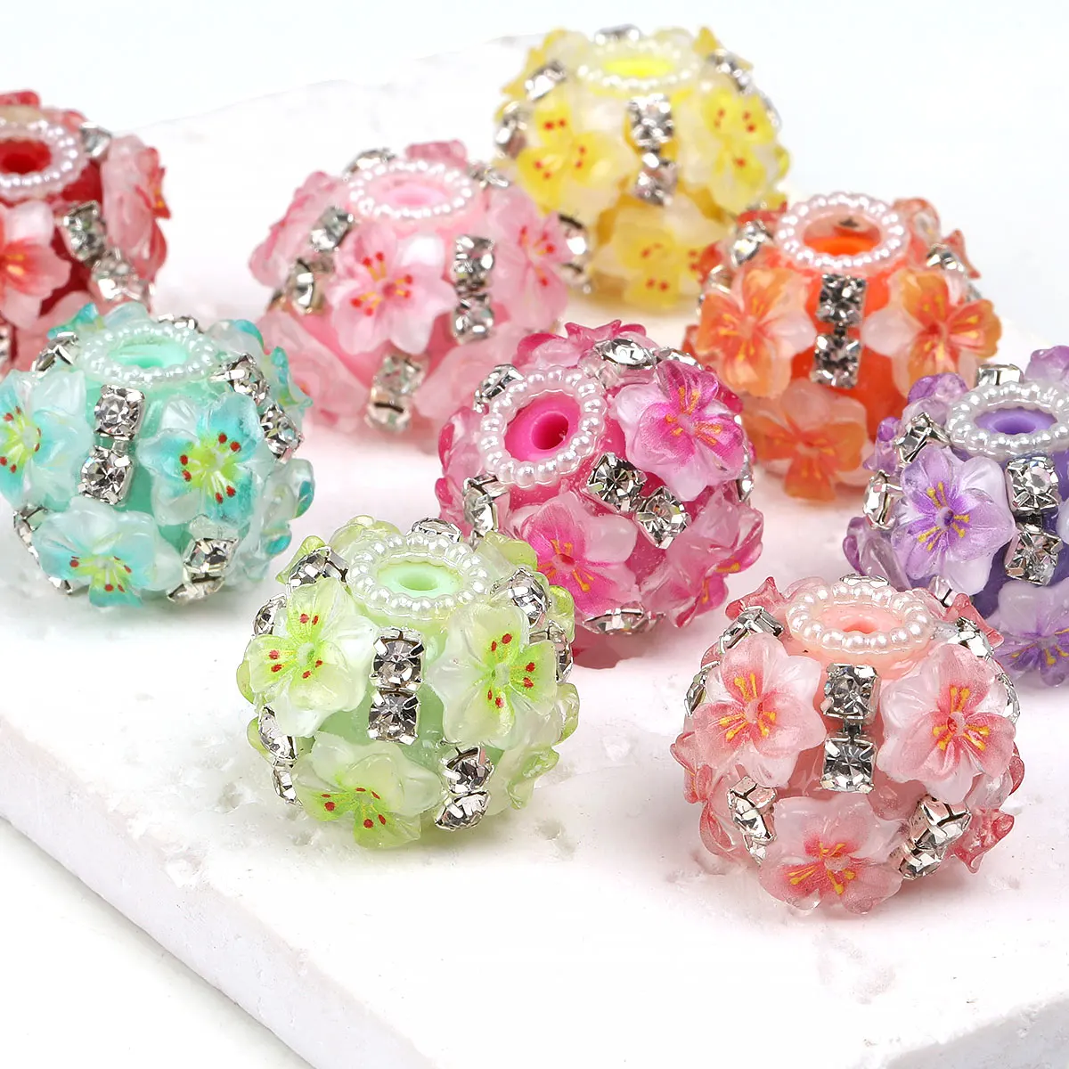 3 шт./6 шт. Ассортимент бусин и бусин, декоративные бусины, круглые акриловые бусины, яркие милые цветы, искусственный жемчуг, стразы, уникальные
3 шт./6 шт. Ассортимент бусин и бусин, декоративные бусины, круглые акриловые бусины, яркие милые цветы, искусственный жемчуг, стразы, уникальные