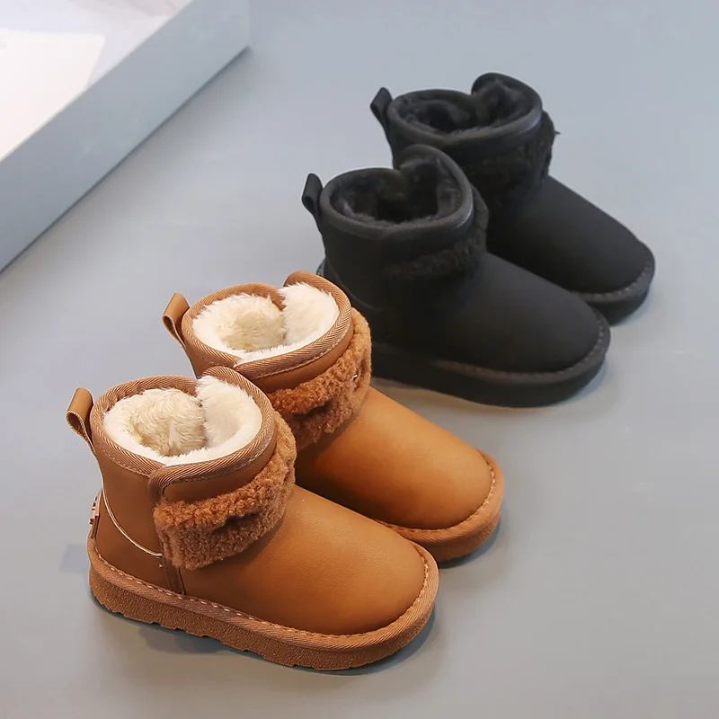 2025 Winter Thickened Girls' Short Boots Fashionable Boys' Cotton Shoes Children's snow boots
2025 Winter Thickened Girls' Short Boots Fashionable Boys' Cotton Shoes Children's snow boots