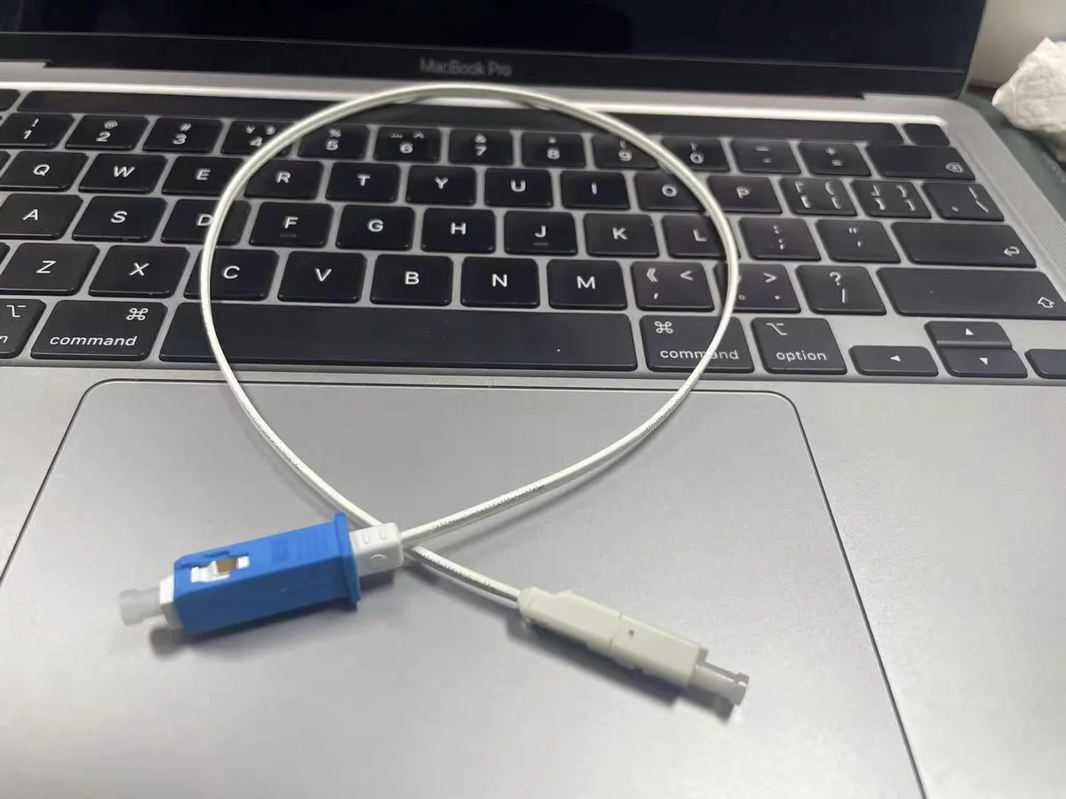 SC-XC jumper 5pcs FTTR full-home fiber optic networking composite patch cable jumper SC to XC photoelectric cold connector
SC-XC jumper 5pcs FTTR full-home fiber optic networking composite patch cable jumper SC to XC photoelectric cold connector