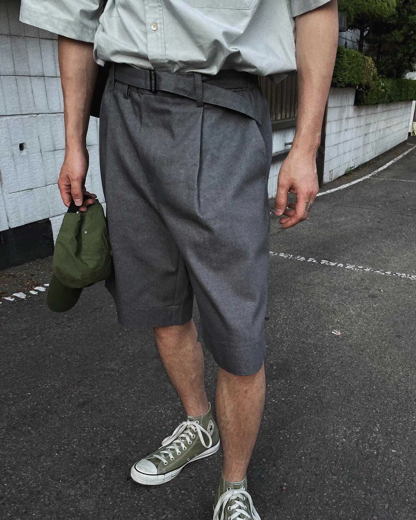 Summer Casual ey orts A-Line Loose Fit Pleated Design Versatile Quali Straight Leg Pants for Young Men Casual Wear
Summer Casual ey orts A-Line Loose Fit Pleated Design Versatile Quali Straight Leg Pants for Young Men Casual Wear