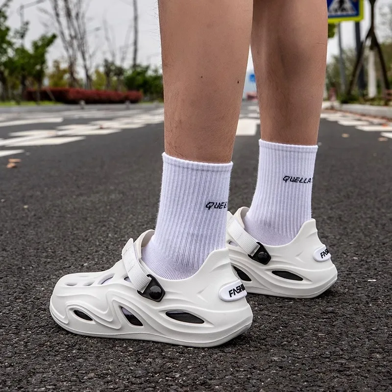 Мужские модные простые уличные пляжные спортивные сандалии из ЭВА с защитой от скольжения, крутые шлепанцы, пляжная обувь для вождения для взрослых
Мужские модные простые уличные пляжные спортивные сандалии из ЭВА с защитой от скольжения, крутые шлепанцы, пляжная обувь для вождения для взрослых