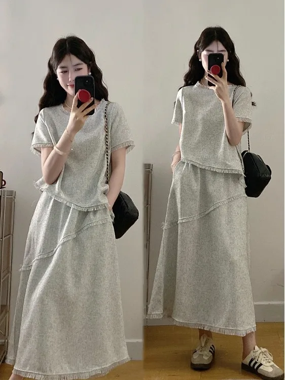 Summer Casual round Neck Fringed Skirt Set plus Size Women's Fashionable Versatile High-End Feeling Light Grey Short Sleeve
Summer Casual round Neck Fringed Skirt Set plus Size Women's Fashionable Versatile High-End Feeling Light Grey Short Sleeve