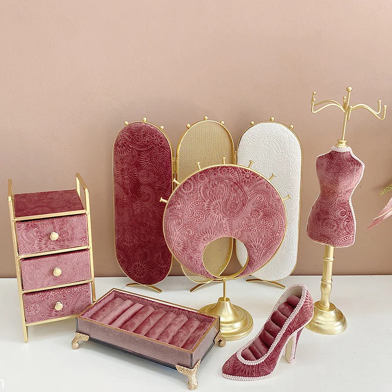 New creative red bean paste powder jewelry display prop stand ring stud earrings necklace pendant bracelet storage display stan
New creative red bean paste powder jewelry display prop stand ring stud earrings necklace pendant bracelet storage display stan