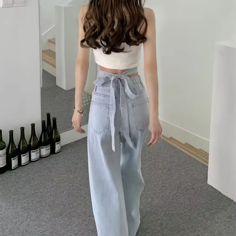 2025 High Waist Back Strap Jeans Spring Summer Sexy Hottie Straight Leg Wide Leg Denim Pants Korean Y2K Jeans High Street Pants
2025 High Waist Back Strap Jeans Spring Summer Sexy Hottie Straight Leg Wide Leg Denim Pants Korean Y2K Jeans High Street Pants