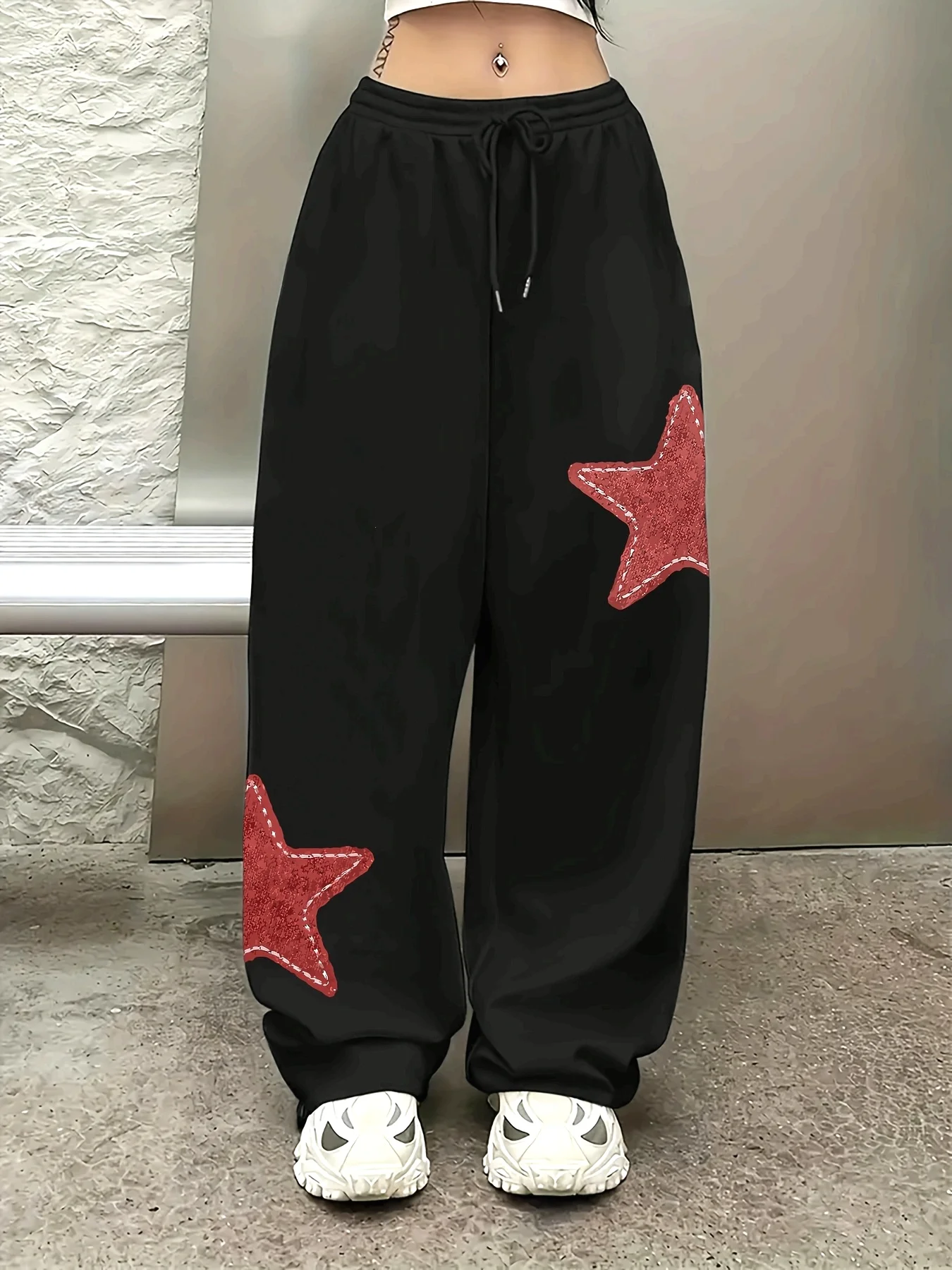 Женские повседневные спортивные брюки в уличном стиле с принтом звезд, новинка весенней коллекции, флисовые, свободного кроя, оверсайз, для уличной моды
Женские повседневные спортивные брюки в уличном стиле с принтом звезд, новинка весенней коллекции, флисовые, свободного кроя, оверсайз, для уличной моды