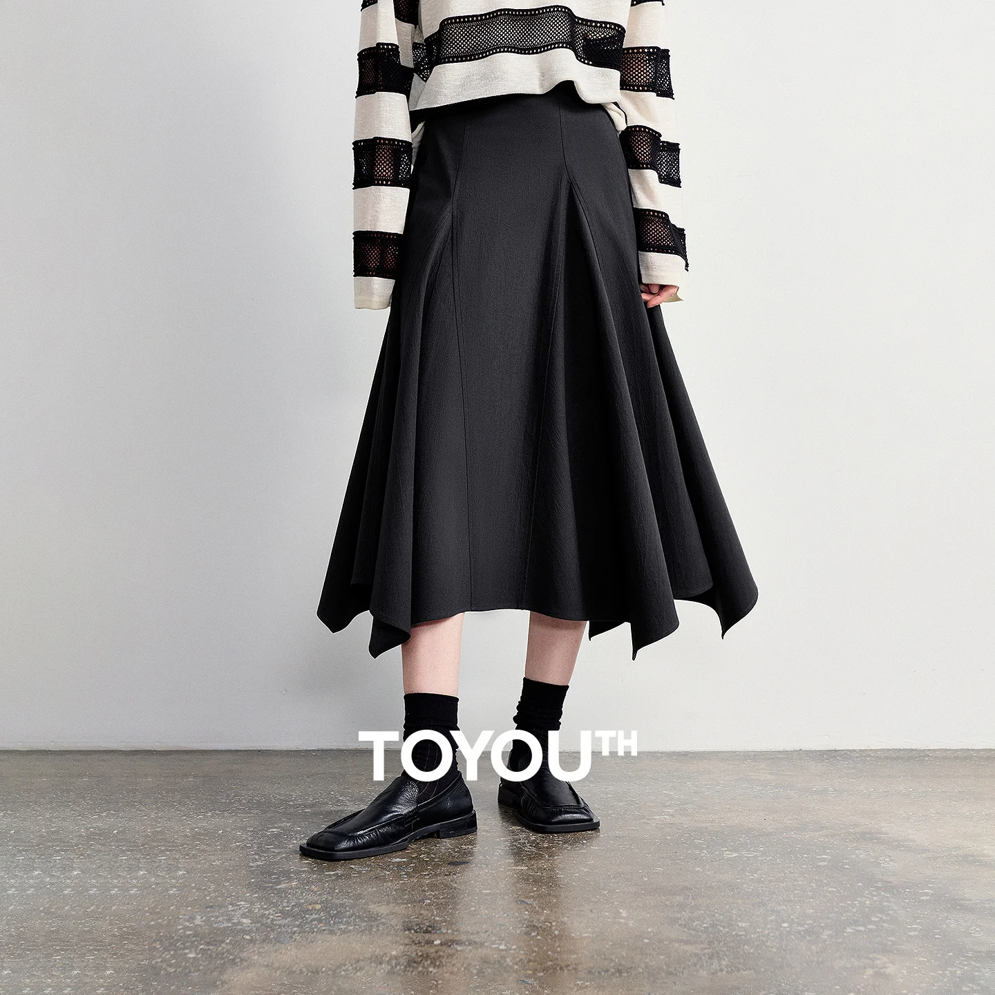 TOYOUTH Women Denim-Look Black Grey Skirt 2026 Summer New Asymmetric Deconstruction Split Design Midi
TOYOUTH Women Denim-Look Black Grey Skirt 2026 Summer New Asymmetric Deconstruction Split Design Midi