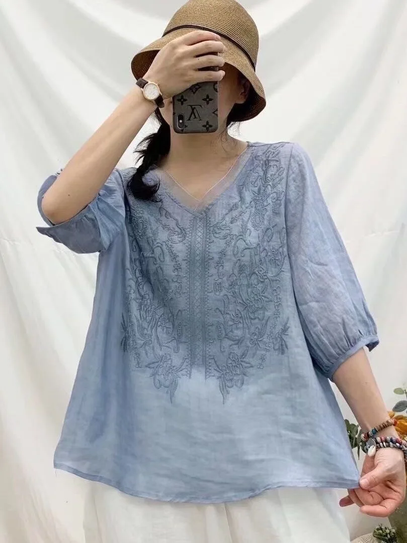 Retro Thin Linen Short Sleeve Shirt Women's Loose V-Neck Embroidered Pure Color Shirt Breathable Comfortable Summer New Style
Retro Thin Linen Short Sleeve Shirt Women's Loose V-Neck Embroidered Pure Color Shirt Breathable Comfortable Summer New Style