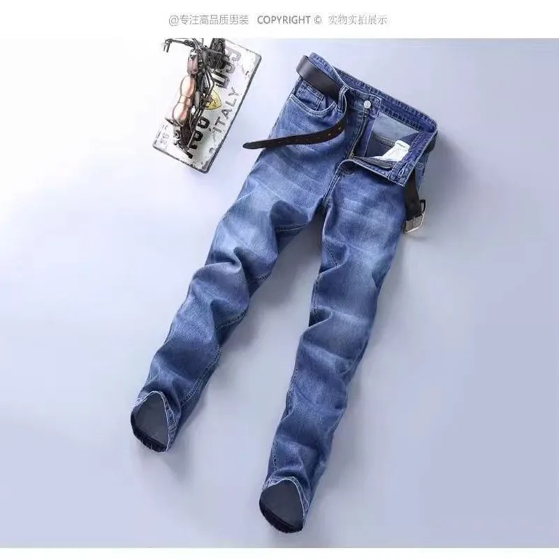 2025 high quality men's Grinding white slim jeans men Fashion Classic Denim Skinny Jeans men's casual straight jeansTrousers
2025 high quality men's Grinding white slim jeans men Fashion Classic Denim Skinny Jeans men's casual straight jeansTrousers