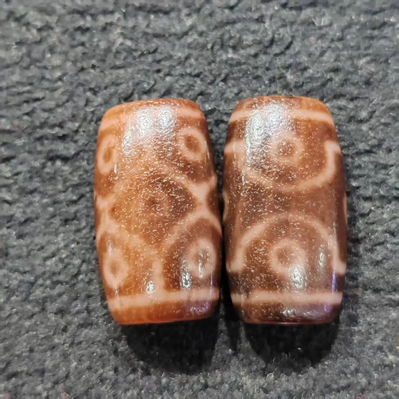 1 pcs Special Offer: Taiwan Penetrating Old Material Board Beads 30 Long Agate Tianzhu Necklace Pendant DIY Accessories Dzi
1 pcs Special Offer: Taiwan Penetrating Old Material Board Beads 30 Long Agate Tianzhu Necklace Pendant DIY Accessories Dzi