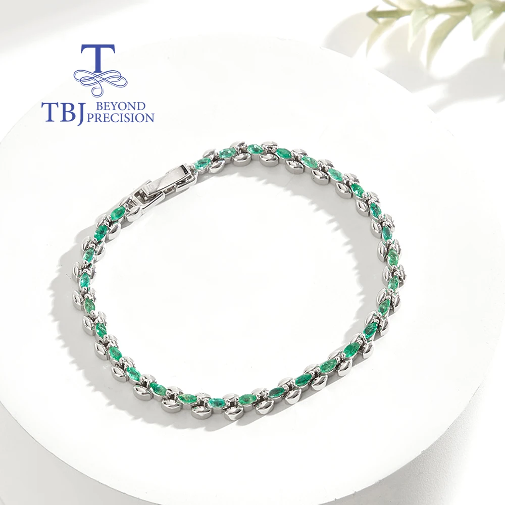 Precious and elegant Natural Green Emerald Bracelet 925 Sterling Silver women Noble fine jewelry wedding & banquet gift
Precious and elegant Natural Green Emerald Bracelet 925 Sterling Silver women Noble fine jewelry wedding & banquet gift
