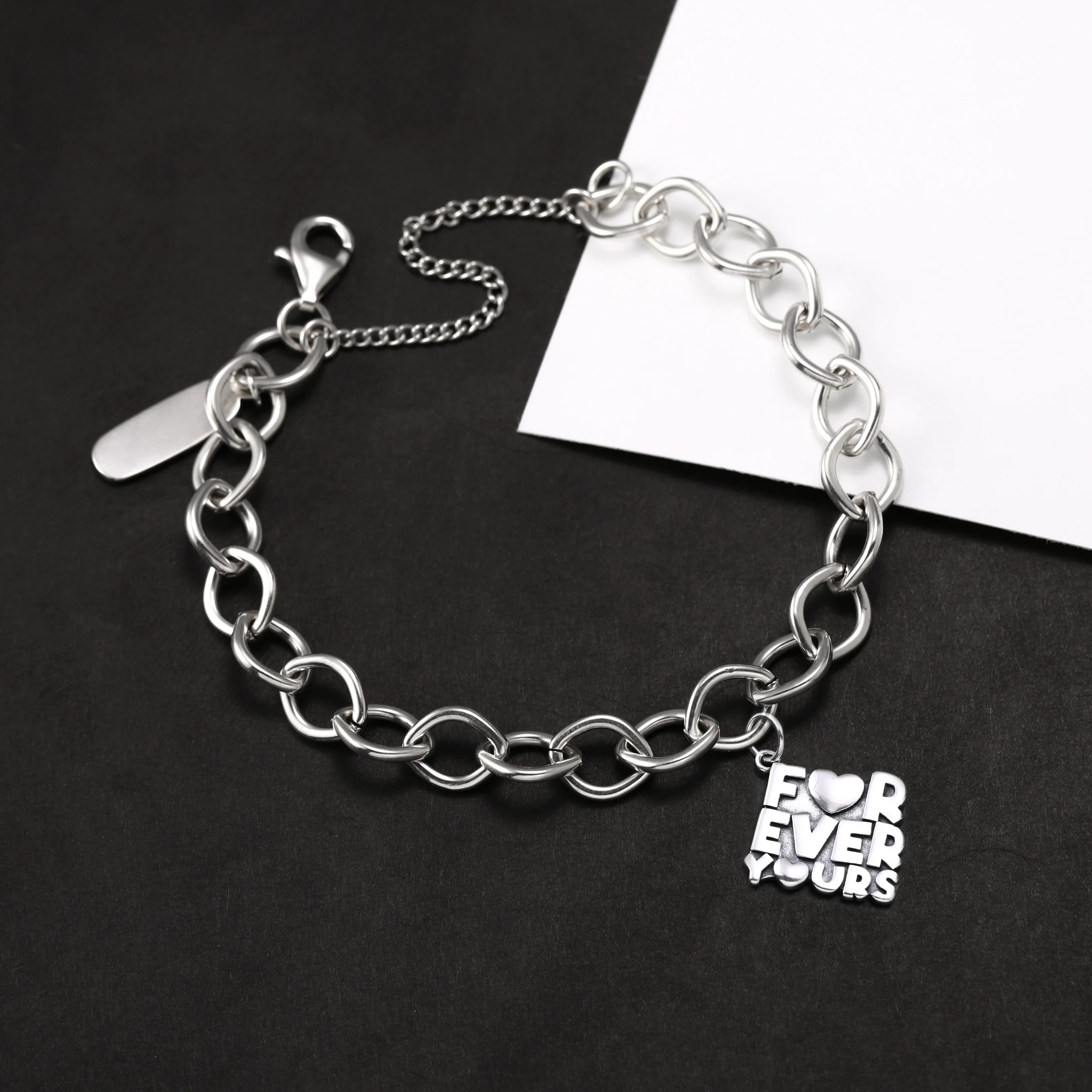 Genuine 925 sterling silver Forged Link Charm Bracelet paired with the "It will always belong to you" pendant
Genuine 925 sterling silver Forged Link Charm Bracelet paired with the "It will always belong to you" pendant