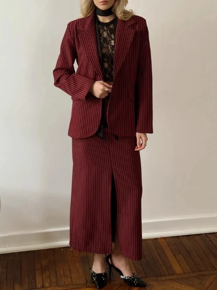 Tossy Elegance Red Striped Suit Skirt Two-Piece Set Women Patchwork Long Sleeves Top And Ribbed Maxi Skirt Sets Female Outfits
Tossy Elegance Red Striped Suit Skirt Two-Piece Set Women Patchwork Long Sleeves Top And Ribbed Maxi Skirt Sets Female Outfits