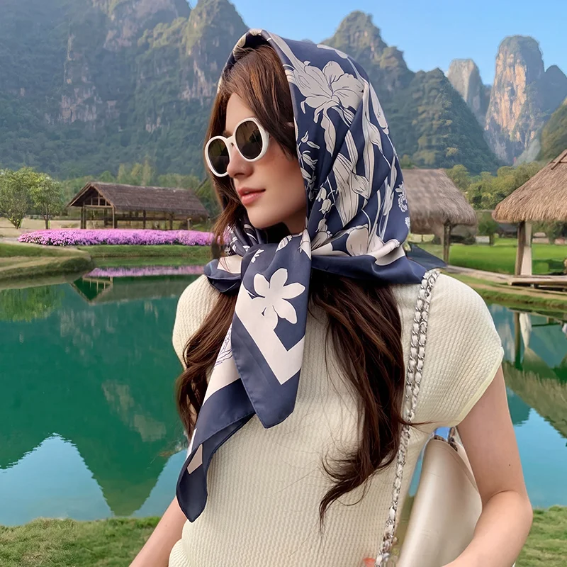 French Vintage 90cm Square Scarf Women Twill Silky Neck Tie Neckerchief Faux Silk Shawl Wrap Elegant Hairband Foulard
French Vintage 90cm Square Scarf Women Twill Silky Neck Tie Neckerchief Faux Silk Shawl Wrap Elegant Hairband Foulard