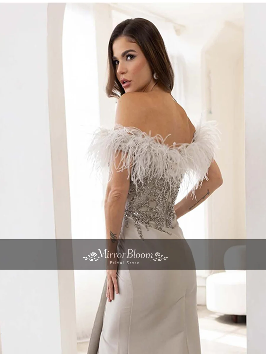 Customized Luxury Off Shoulder Mermaid Evening Dress Women Feather Beaded Satin Formal Gown Train Prom Wedding Party Maxi Dress
Customized Luxury Off Shoulder Mermaid Evening Dress Women Feather Beaded Satin Formal Gown Train Prom Wedding Party Maxi Dress