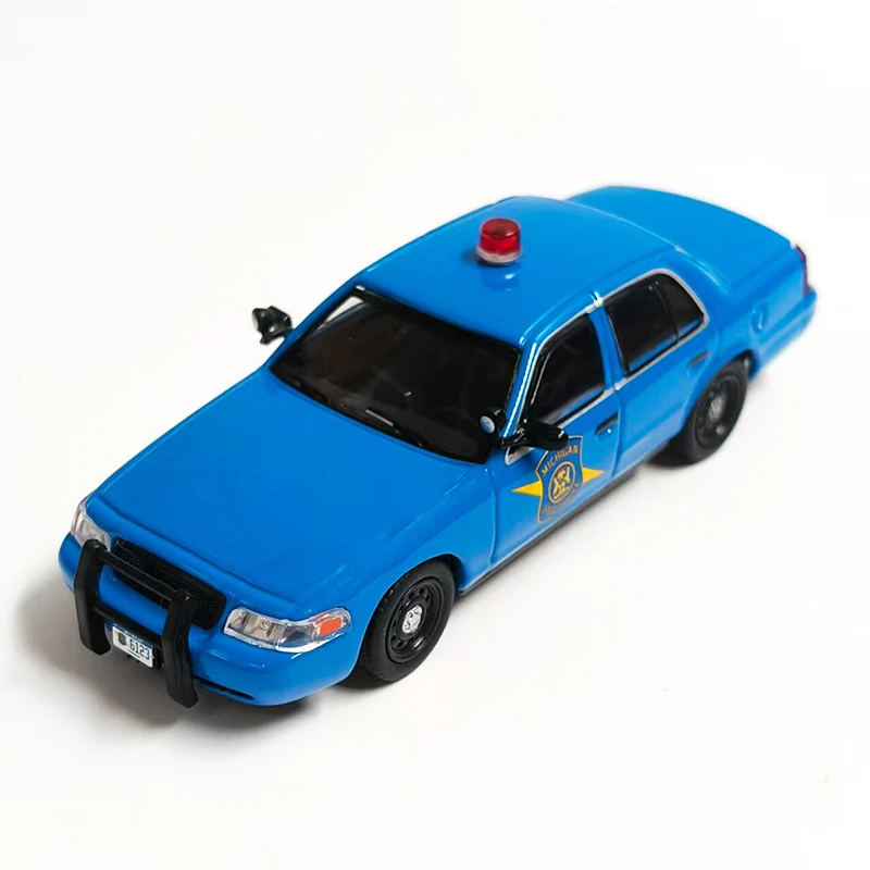 596 литой под давлением масштаб 1:64, полицейская классическая модель автомобиля из сплава, готовый продукт, имитация коллекции игрушек, подарок, статический дисплей
596 литой под давлением масштаб 1:64, полицейская классическая модель автомобиля из сплава, готовый продукт, имитация коллекции игрушек, подарок, статический дисплей