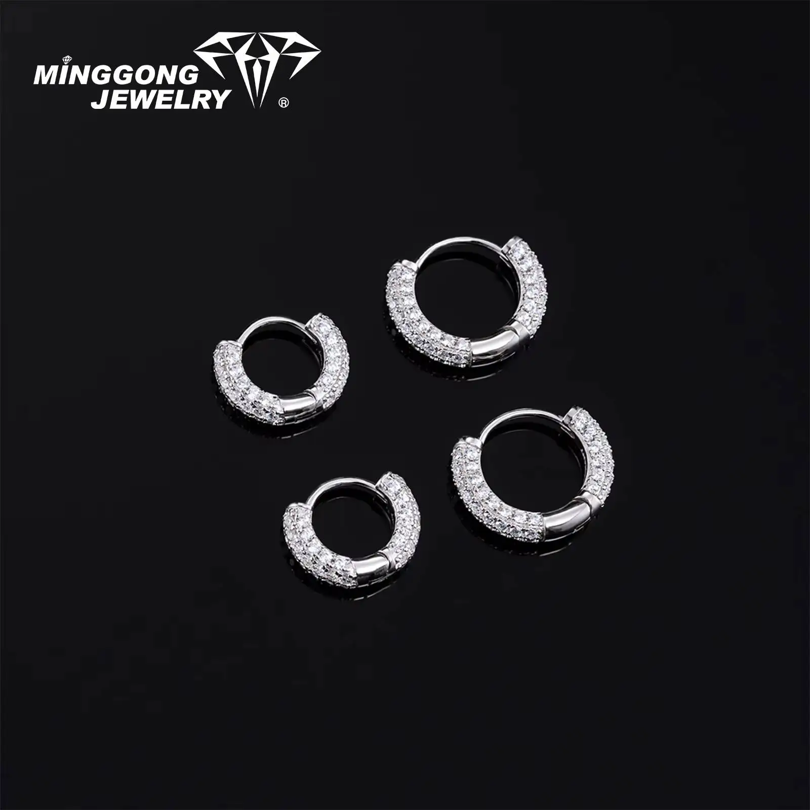 925 Sterling Silver Moissanite Hoop Earrings Fashionable Iced Hip-hop Style with Radiant Diamond Tester Pass for Men and Women
925 Sterling Silver Moissanite Hoop Earrings Fashionable Iced Hip-hop Style with Radiant Diamond Tester Pass for Men and Women