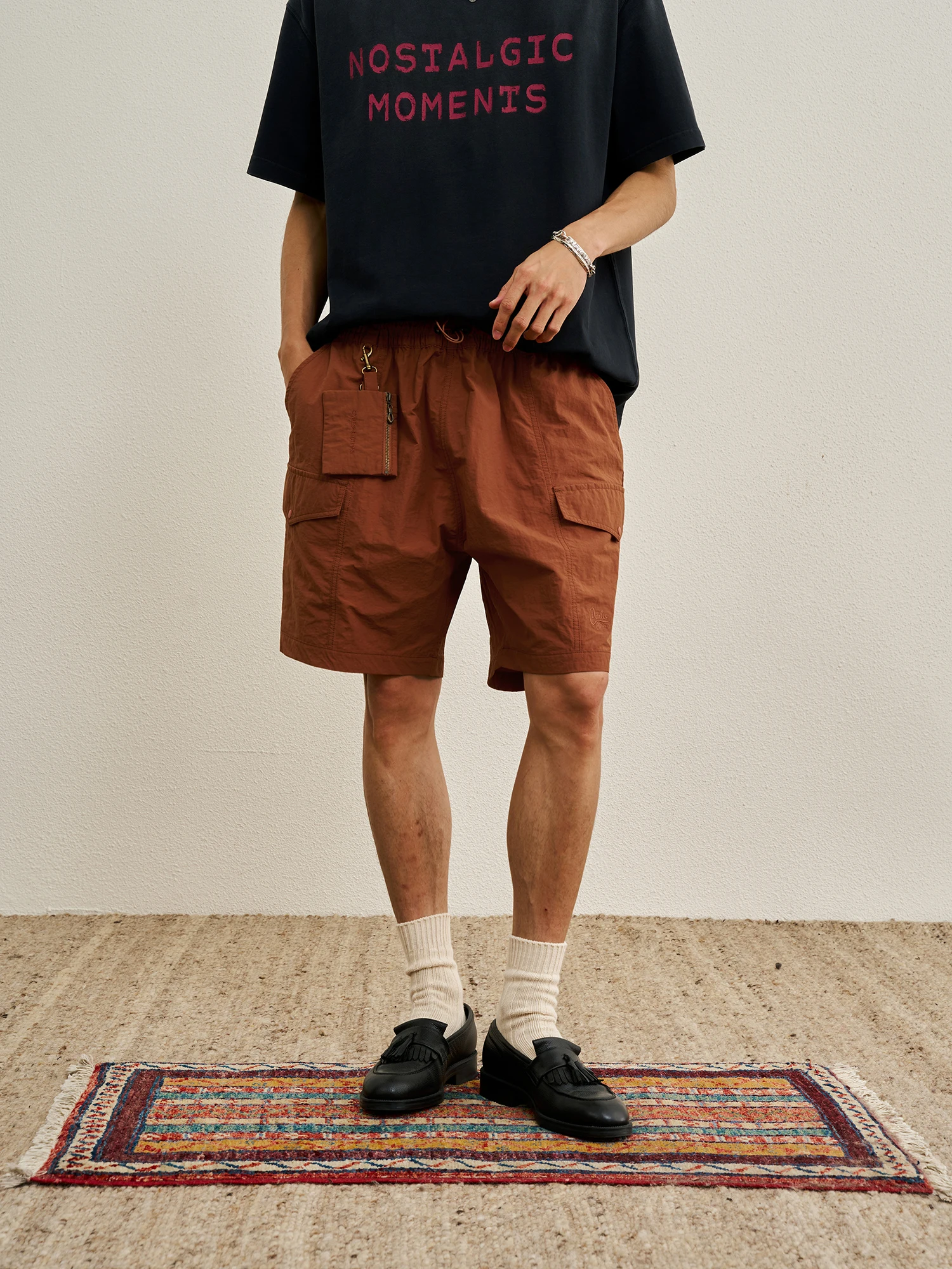 CENLES SS26 Workwear Shorts Quick Dry Multi Pocket Drawstring Lightweight Breathable Five Inch Pants Loose Fit Neutral Style
CENLES SS26 Workwear Shorts Quick Dry Multi Pocket Drawstring Lightweight Breathable Five Inch Pants Loose Fit Neutral Style