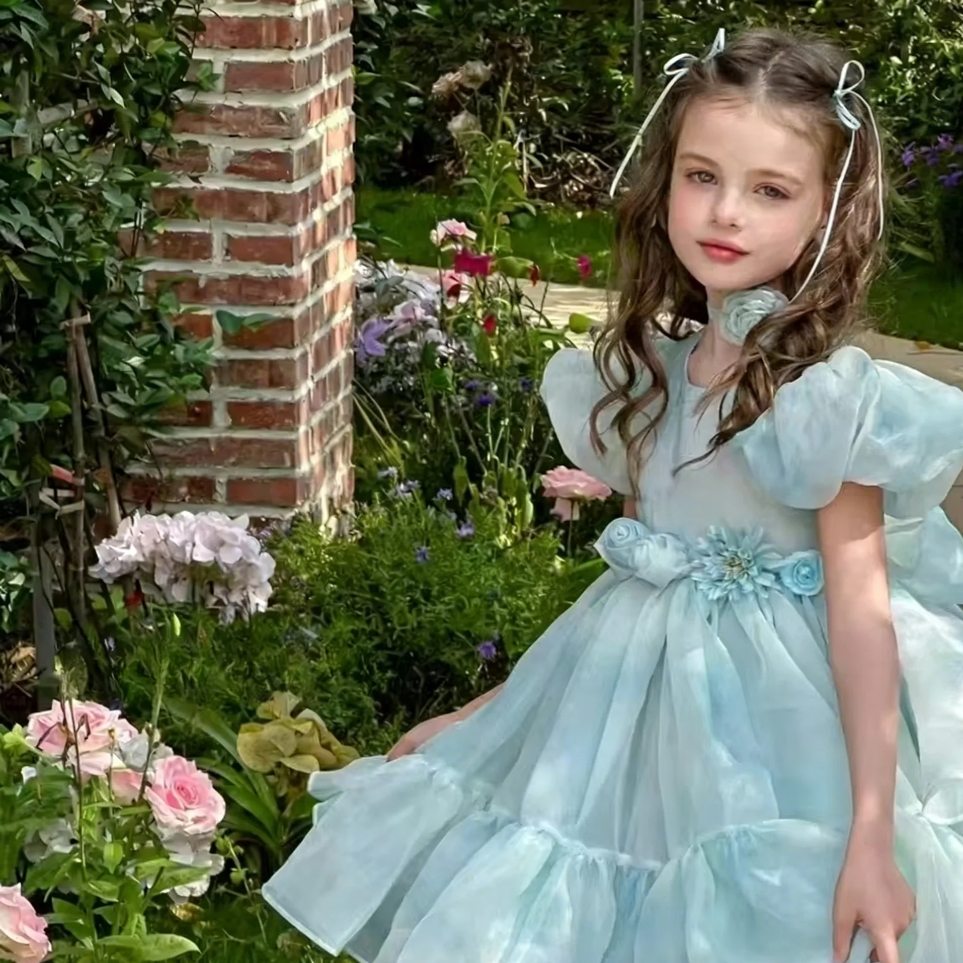 Customized Blue Flower Girl Dress for Wedding Appliques Bow Tiered Short Sleeve Elegant Kids Birthday First Communion Gown
Customized Blue Flower Girl Dress for Wedding Appliques Bow Tiered Short Sleeve Elegant Kids Birthday First Communion Gown