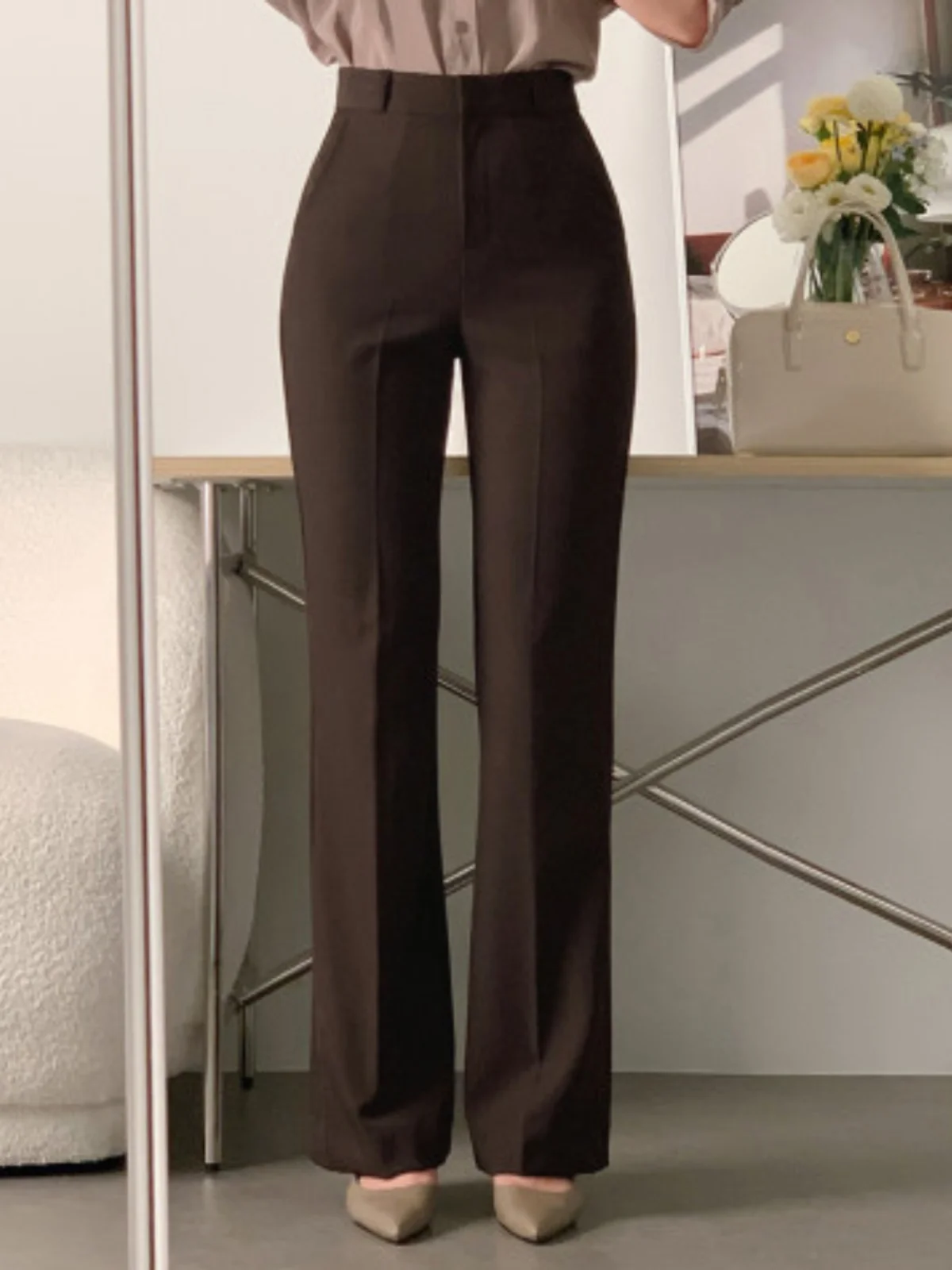 Spring New Arrival Women's Suit Pants Elastic Micro Flared Casual High Waist Wide Leg Long Trousers Korean Sle Faionable
Spring New Arrival Women's Suit Pants Elastic Micro Flared Casual High Waist Wide Leg Long Trousers Korean Sle Faionable